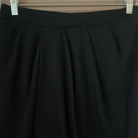Garnet Hill 100% Wool black skirt size 6 - Picture 3 of 8